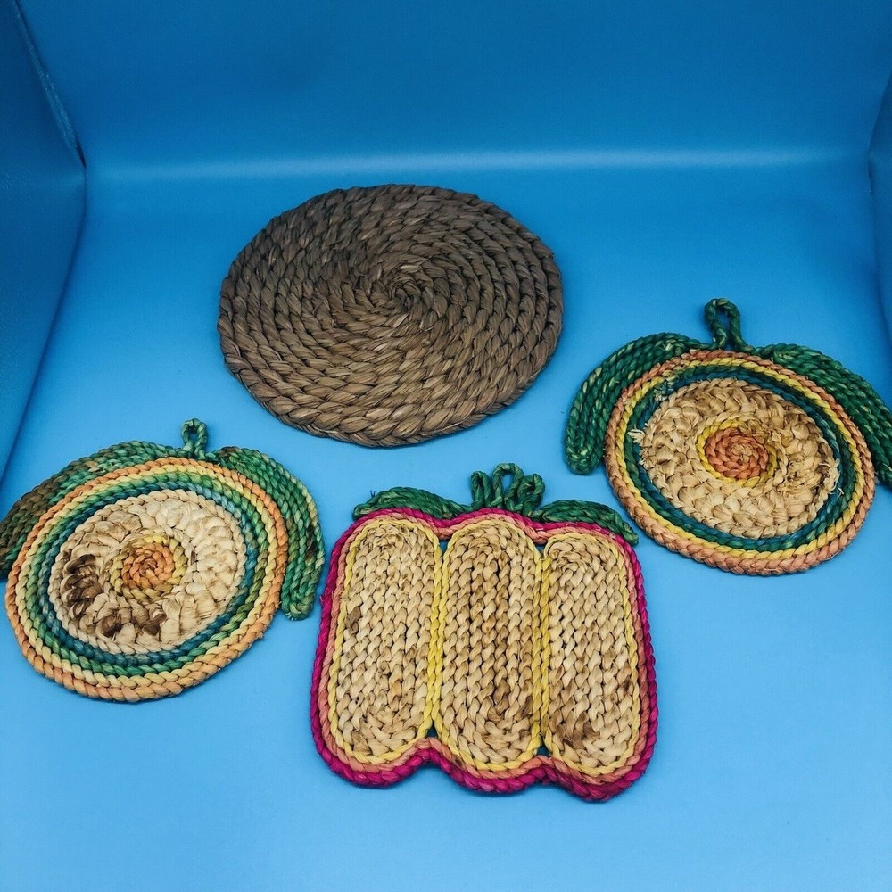 Lot 4 Vintage Straw Rattan Raffia Woven Hot Pad Trivet Boho Natural Fruit